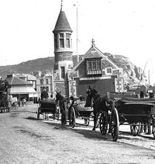 Lifeboat-House-c1900